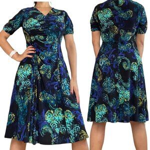 Eva Picone A-Line Dress Size 6P Green Blue Knee Length V-Neck Short Sleeve